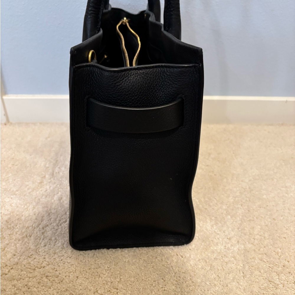 Tory Butch black purse. - Picture 5 of 11